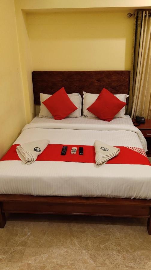 Hotel Green Plaza Thrissur Bagian luar foto