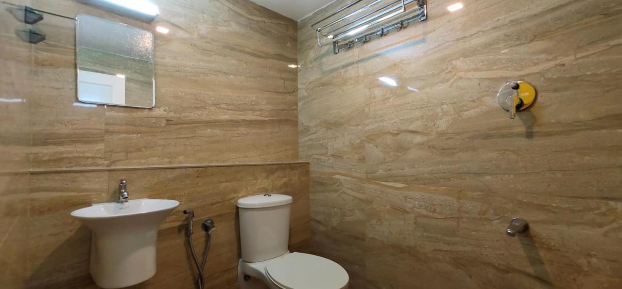 Hotel Green Plaza Thrissur Bagian luar foto