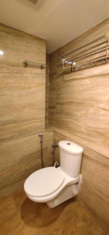 Hotel Green Plaza Thrissur Bagian luar foto