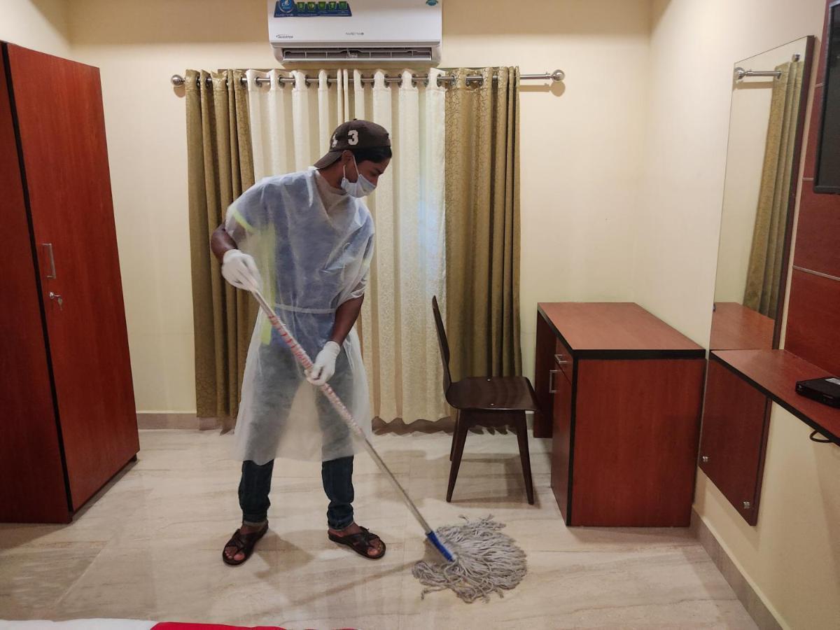 Hotel Green Plaza Thrissur Bagian luar foto